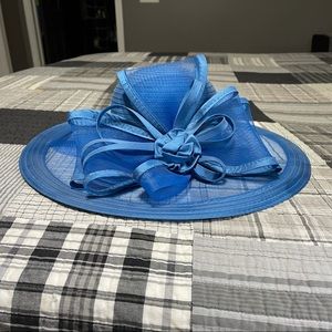 Blue derby/tea party hat worn once